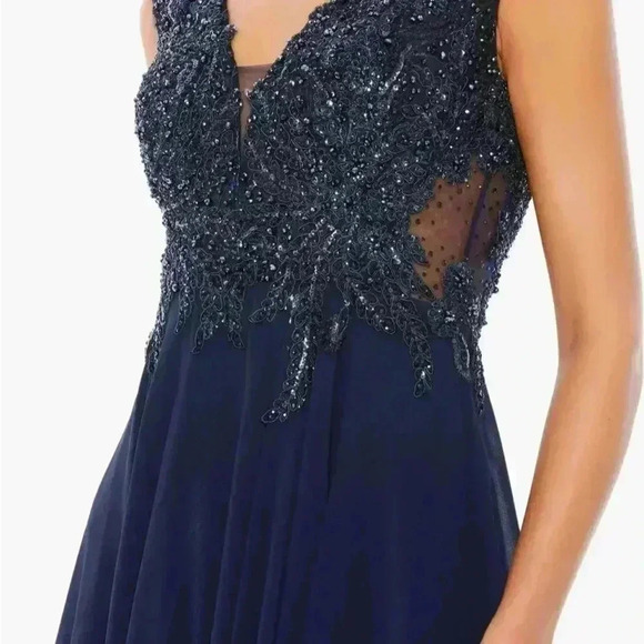 Mac Duggal Sequin Empire Waist Pleated Gown NWT Style 20274 - Picture 5 of 16